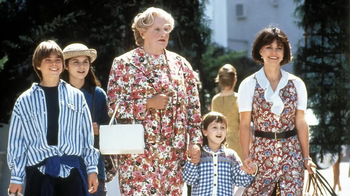 Touching gesture on the set of "Mrs. Doubtfire": How Robin Williams helped his co-star